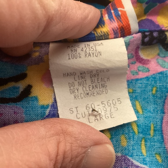 Vintage 80’s Ken Done Art to Wear womens button down shirt size large - Picture 8 of 10